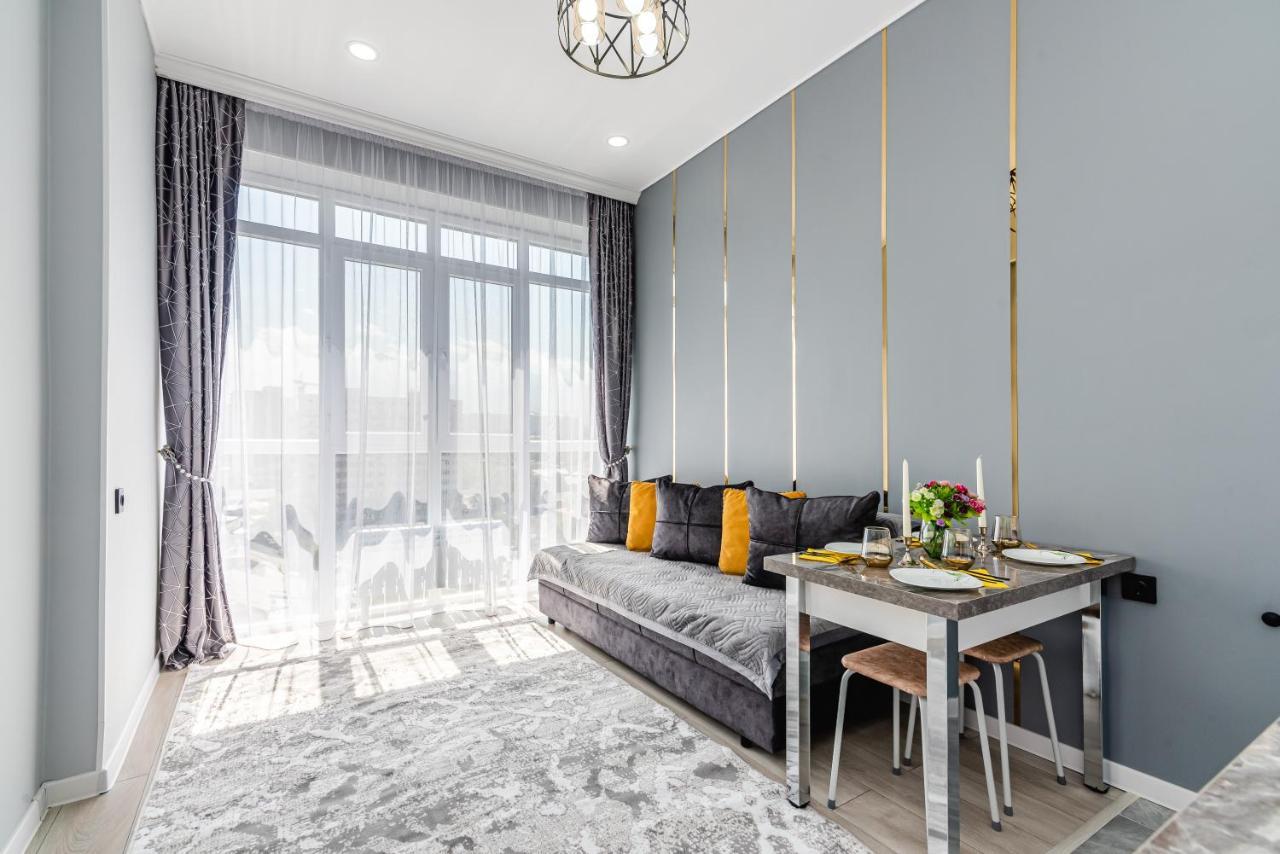 Apartmán Heaven 10 Almaty Exteriér fotografie