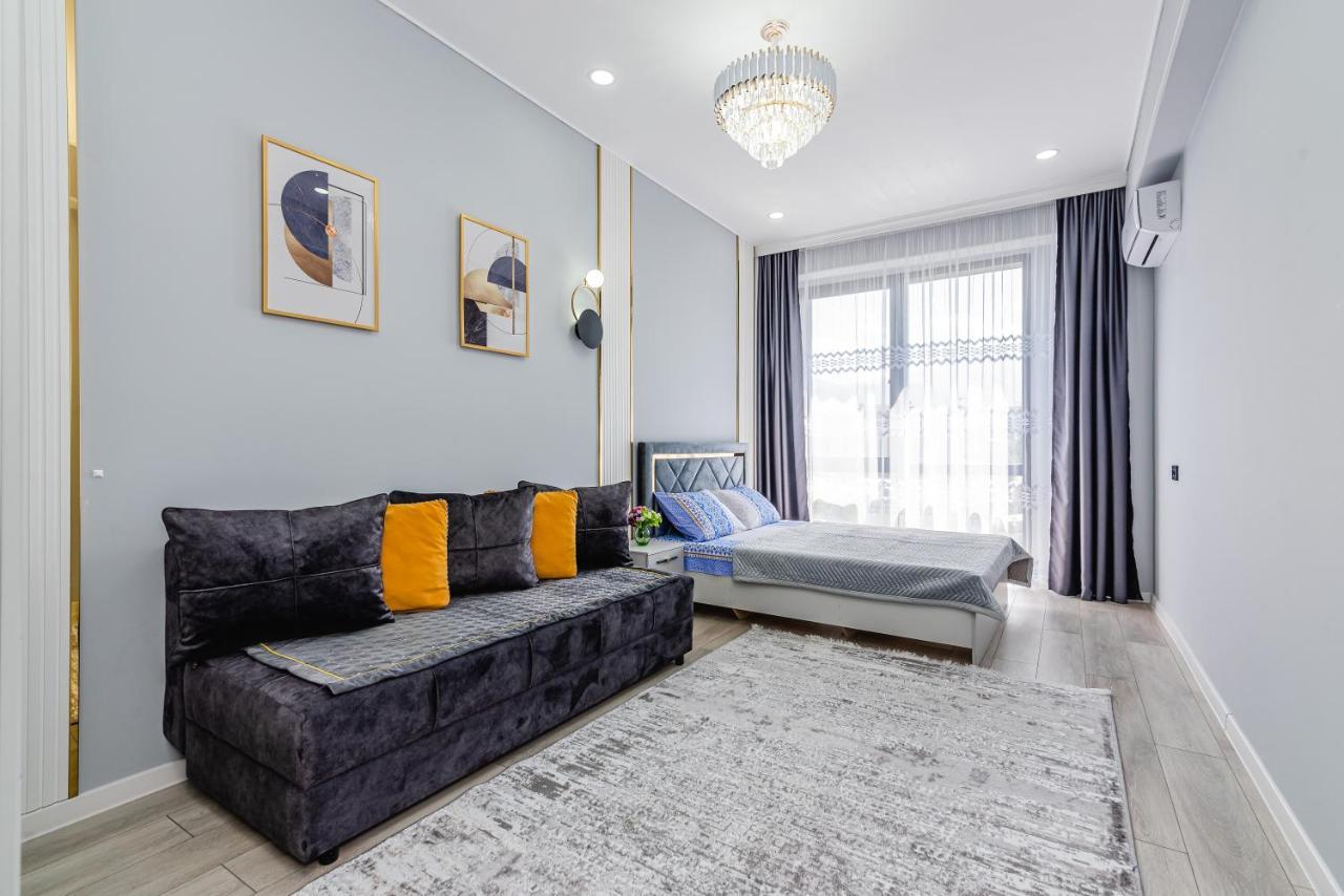 Apartmán Heaven 10 Almaty Exteriér fotografie